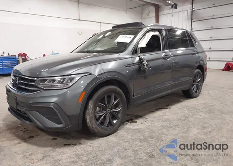 2022 Volkswagen Tiguan 2.0T Se из США, поврежденный, VIN 3VV2B7AX1NM034817